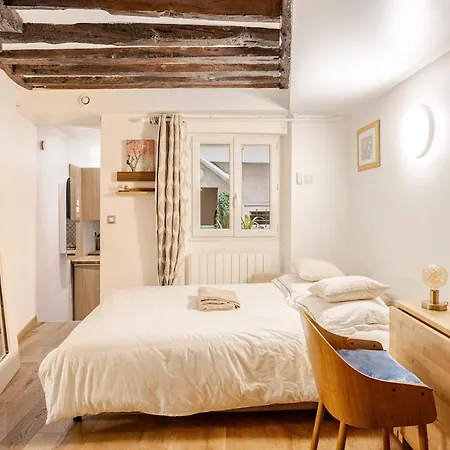 Appartamento Petit Maison En Plein Coeur De 9eme Parigi